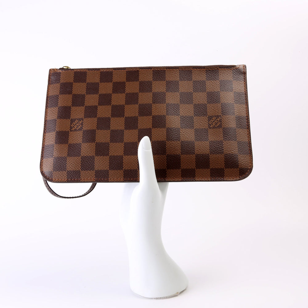 
                      
                        Pochette Only Damier Ebene Neverfull
                      
                    