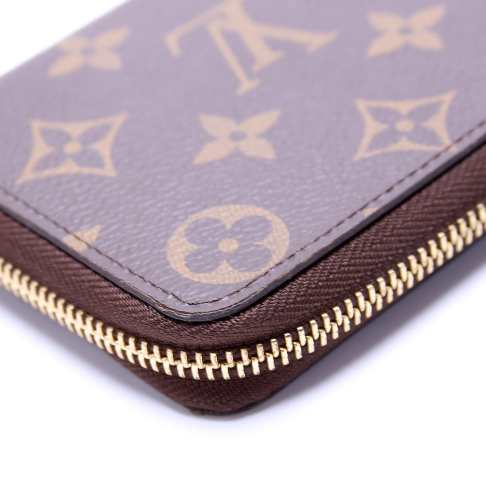 
                      
                        Clemence Wallet Monogram
                      
                    