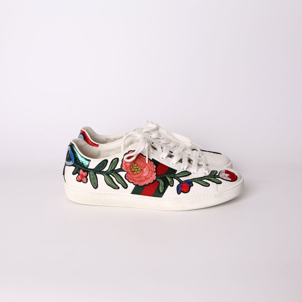 
                      
                        Ace Web Embroidered Sneakers Size 38.5
                      
                    