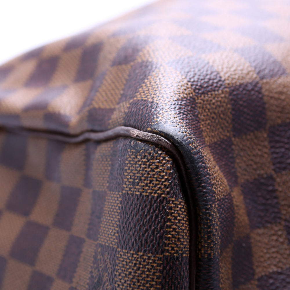 
                      
                        Keepall 55 Bandouliere Damier Ebene
                      
                    