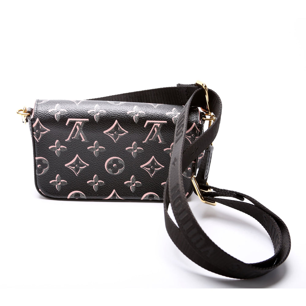 
                      
                        Felicie Strap And Go Fall For You Monogram
                      
                    